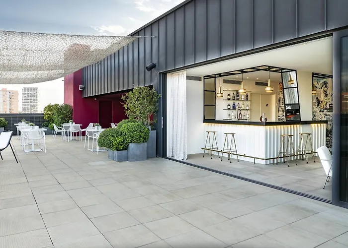 Hotel Vincci Bit