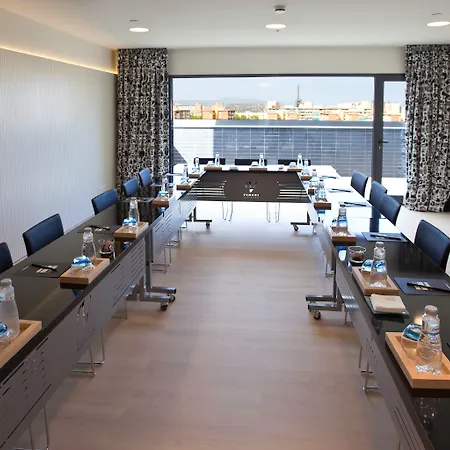 Vincci Bit Hotel 4*
