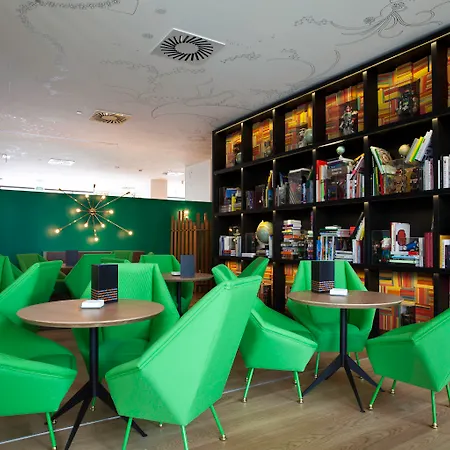 Vincci Bit Hotel 4*