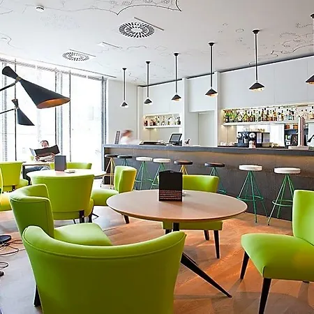 Hotel Vincci Bit