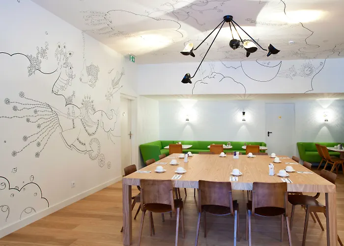 Vincci Bit Hotel 4*